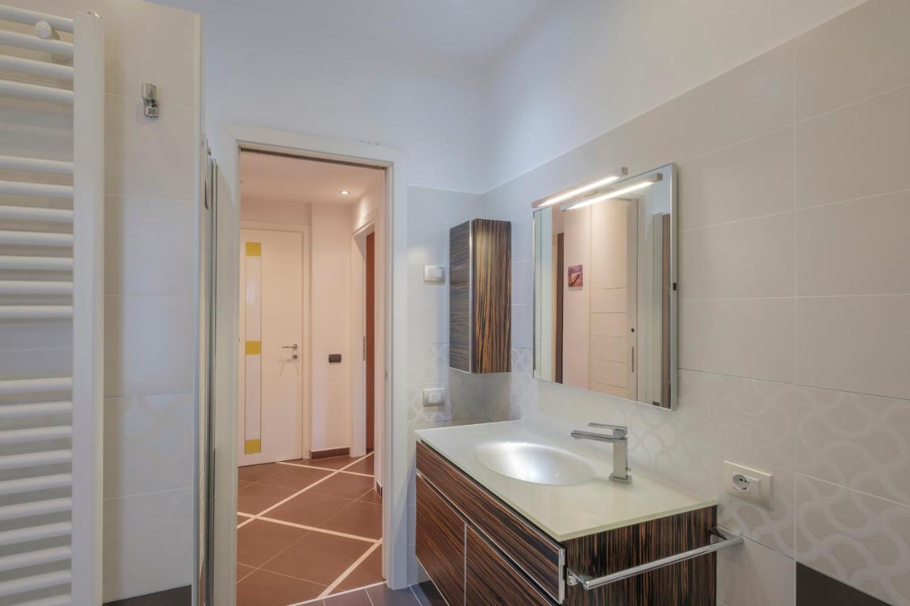 Aura Home Sirmione - 2 bedrooms apartment Buitenkant foto
