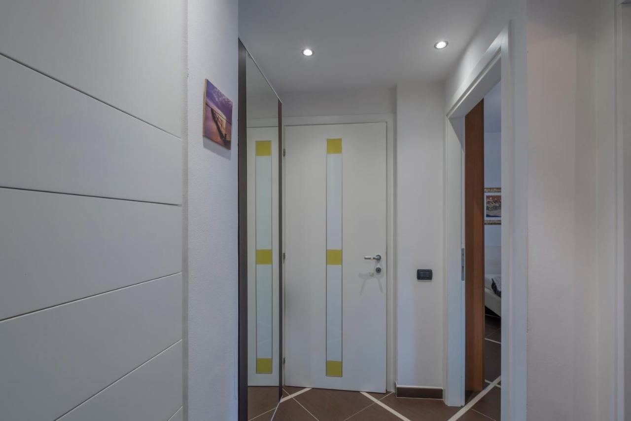 Aura Home Sirmione - 2 bedrooms apartment Buitenkant foto
